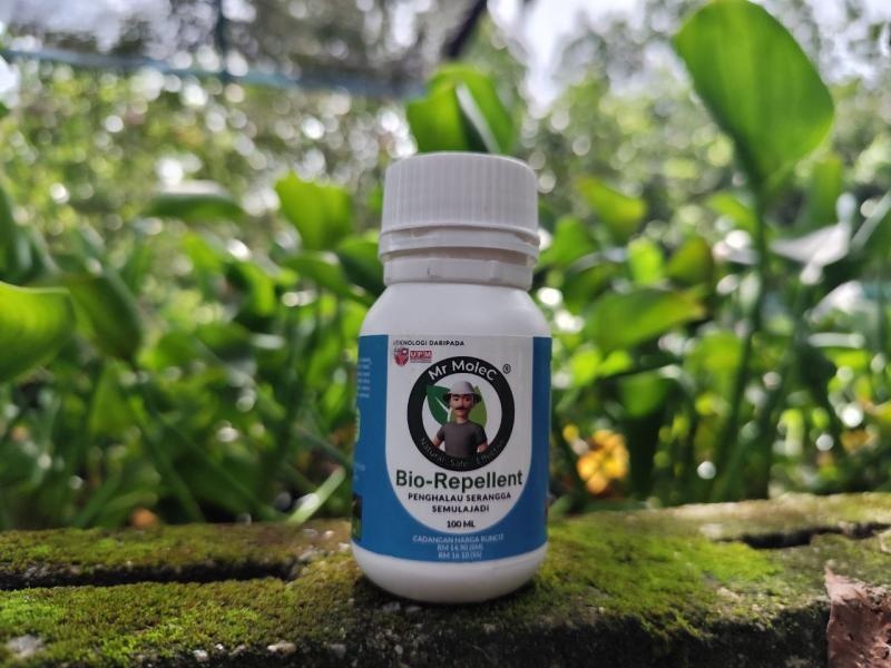 Mr MoleC 100mL ( Biopesticides - Antifeedant and Repellent )